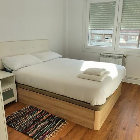 Encantador Piso De 3 Dormitorios En 比戈 外观 照片